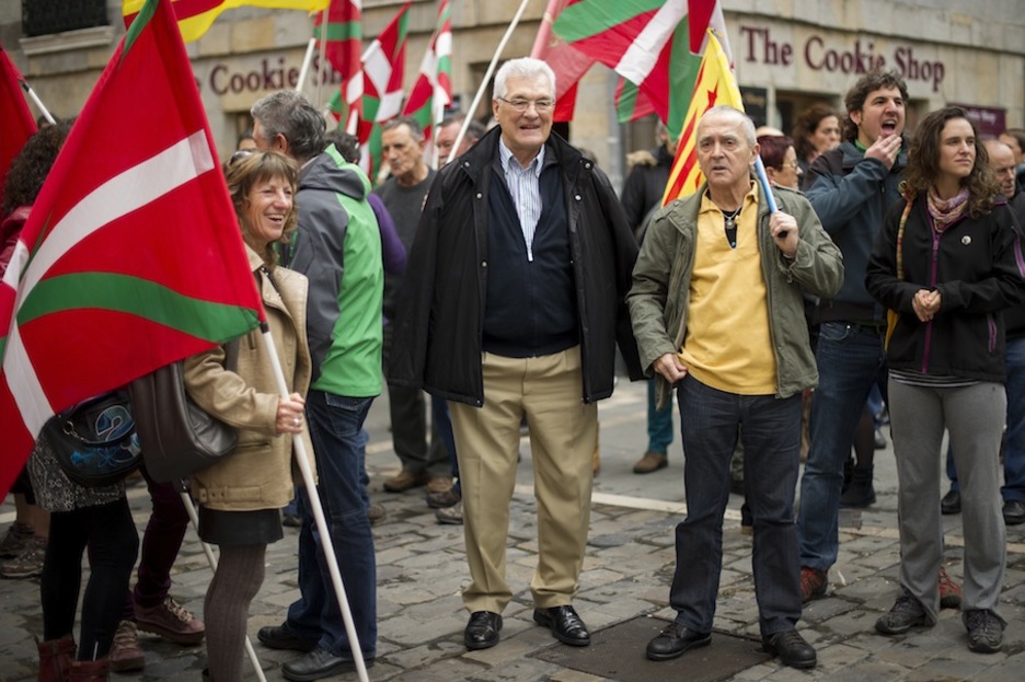 Sabino Cuadra eta Koldo Amezketa Iruñeko ekitaldian izan dira. (Iñigo URIZ/ARGAZKI PRESS) Sabino Cuadra eta Koldo Amezketa Iruñeko ekitaldian izan dira. (Iñigo URIZ/ARGAZKI PRESS)