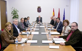 Reunión de la Junta de Portavoces de este lunes. (www.parlamentodenavarra.es)