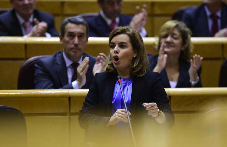 Soraya Sánez de Santamaría, durante su intervención en el Senado. (Pierre-Philippe MARCOU / AFP)