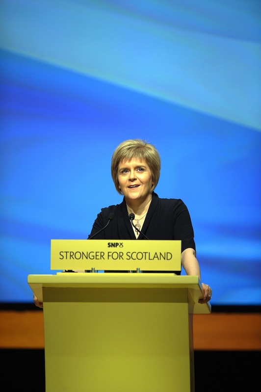 Nicola Sturgeon, durante su intervención en el congreso del SNP. (Andy BUCHANAN/AFP)