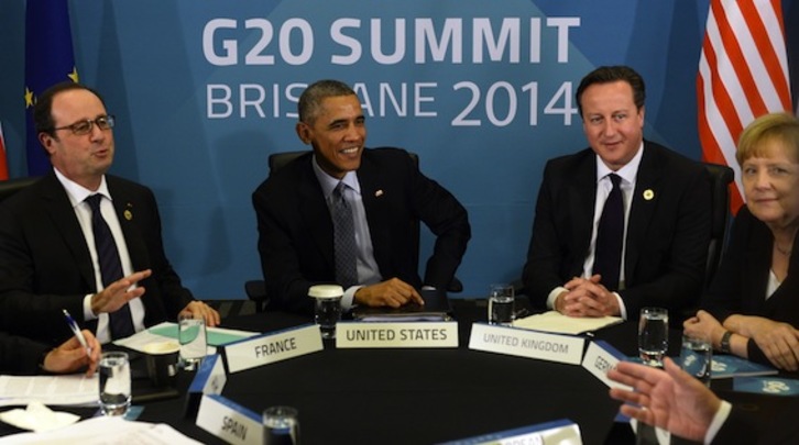 Hollande, Obama y Cameron, en Brisbane. (Alain JOCARD/AFP PHOTO)