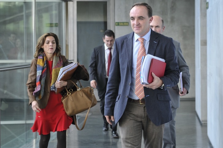 José Javier Esparza, en el Parlamento de Nafarroa (Idoia ZABALETA/ARGAZKI PRESS)