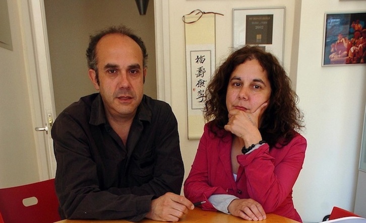 Koldo Losada, junto a su hermana Garbiñe. (Juan Carlos RUIZ/ARGAZKI PRESS)