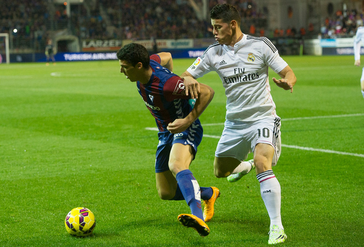 Jamesek ireki du markagailua madrildarrentzat 23. minutuan. (ARGAZKI PRESS)