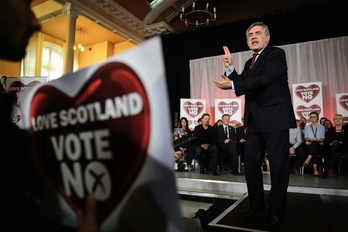 Gordon Brown el 17 de setiembre, haciendo campaña por el no en Glasgow. (Leon NEAL/AFP) 