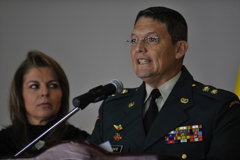 El general Alzate tras su liberación. (Guillermo LEGARIA / AFP)
