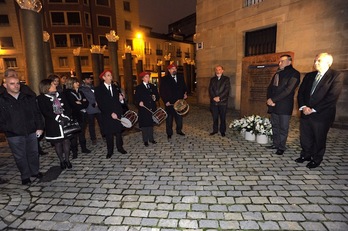 Homenaje a las víctimas del franquismo celebrado por la Diputación de Araba el año pasado. (Juanan RUIZ / ARGAZKI PRESS)