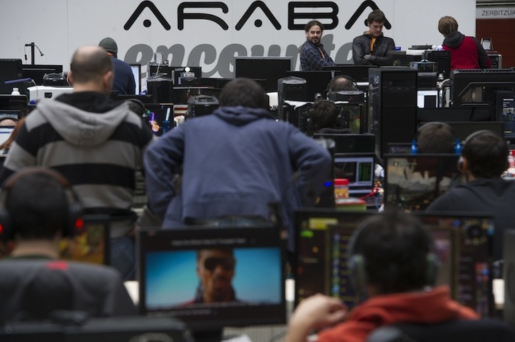 Jornada inaugural de Araba Encounter en el Iradier Arena. (Raúl BOGAJO/ARGAZKI PRESS)