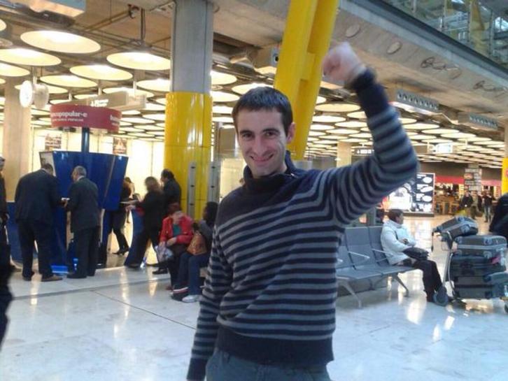 Julen Mujika Madrilen, aske geratu ostean. (@EtxeratElkartea)