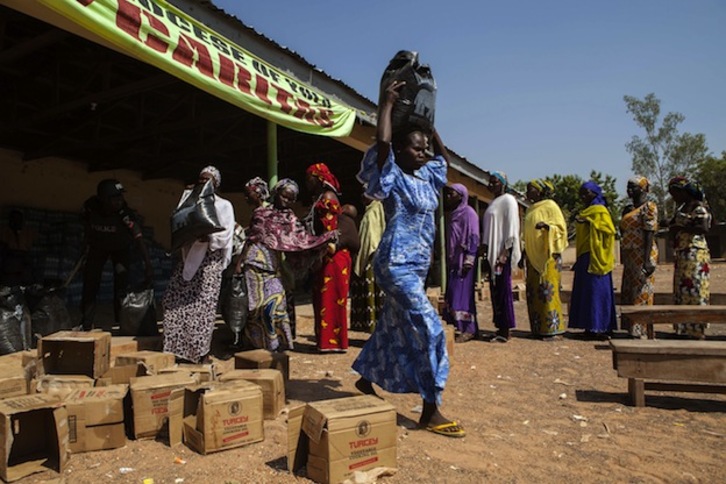 Campo para personas desplazadas por los ataques del grupo Boko Haram. (Florian PLAUCHEUR / AFP)