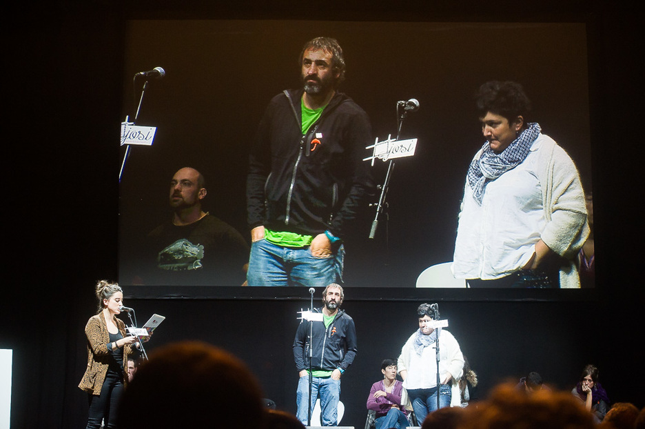 Arkaitz Estiballes eta Onintza Enbeita ofizioari adi.