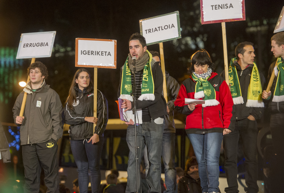 Hainbat kirolarik bat egin dute ekimenarekin. (ARGAZKI PRESS) Hainbat kirolarik bat egin dute ekimenarekin. (ARGAZKI PRESS)