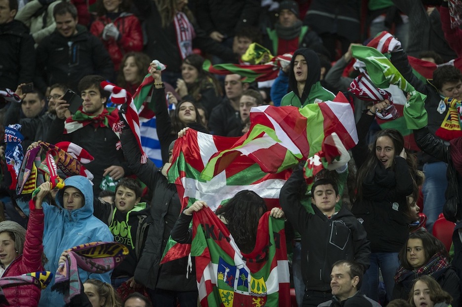 Hotzari animoz aurre egin zion zalegoak. (Monika DEL VALLE / ARGAZKI PRESS)