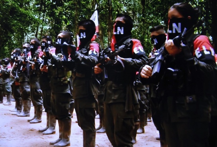 Imagen del último vídeo remitido por la guerrila del ELN.