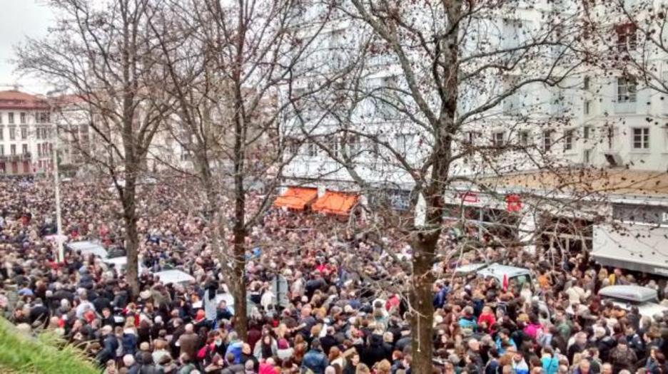 20 000 personnes dans les rues de Bayonne (Sylvain Sencristo)