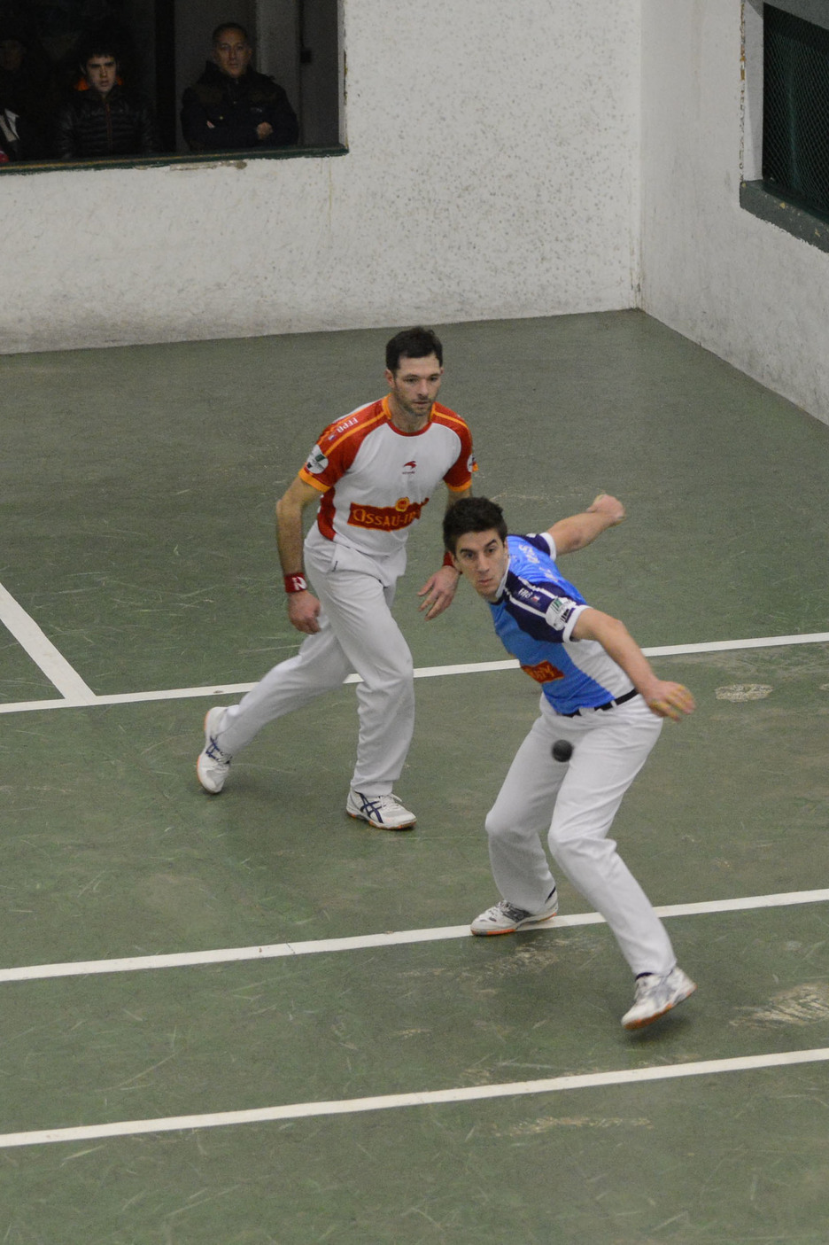 Palomes affrontera Larralde dimanche 18 janvier, à Saint-Palais - © Sylvain Sencristo