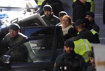 La letrada Jaione Karrera es arrestada por la Guardia Civil. (ARGAZKI PRESS)