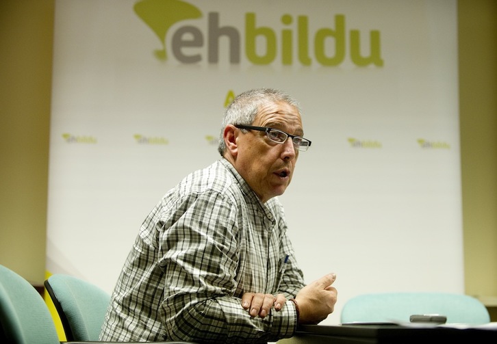 Patxi Martinez de Albeniz, portavoz de EH Bildu en Araba. (Raul BOGAJO / ARGAZKI PRESS)