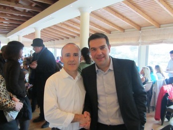 Josu Juaristi y Alexis Tsipras. (NAIZ)