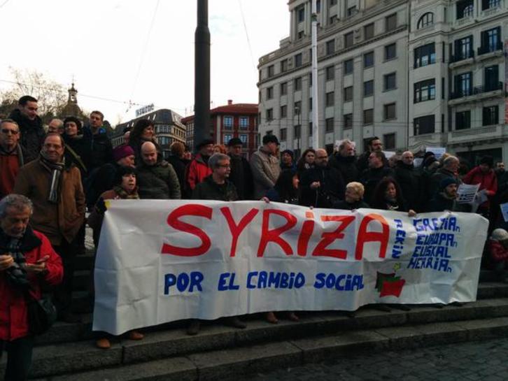 Concentración realizada este mediodía en Bilbo. (via twitter @ikercasanova