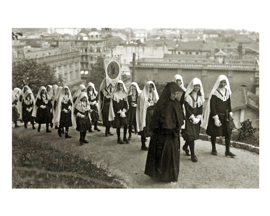 Mariaren Konpainiako ikasleak, 1922an. (KUTXATEKA)