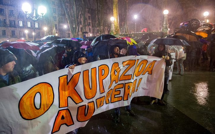 Imagen de la manifestación que se ha realizado a la tarde. (Marisol RAMIREZ / ARGAZKI PRESS)