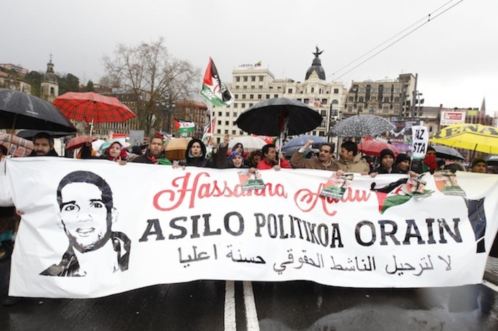 Cabecera de la manifestación en apoyo a Hassanna Aalia. (ARGAZKI PRESS)