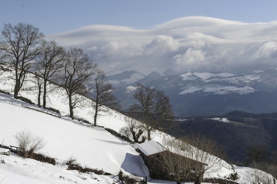 Maldaerrekako zonaldea, elurrak hartuta. (Jagoba MANTEROLA/ARGAZKI PRESS)