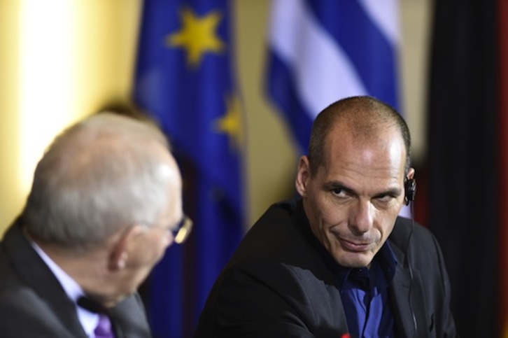 Schaeuble y Varoufakis, en una comparecencia tras su primer encuentro. (Odd ANDERSEN/AFP PHOTO)