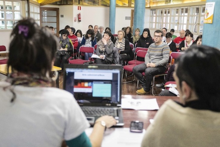 Bilbon aurkeztu du txostena Topaguneak. (Aritz LOIOLA/ARGAZKI PRESS)
