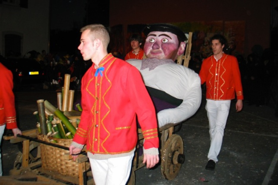 Zan Pantzar après avoir été jugé, est brûlé.