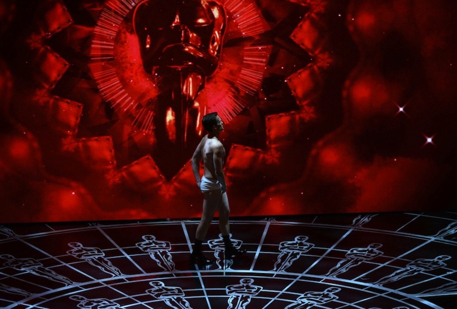 Neil Patrick Harris se ha paseado en calzoncillos, imitando a Michael Keaton en ‘Birdman’. (Robyn BECK / AFP)