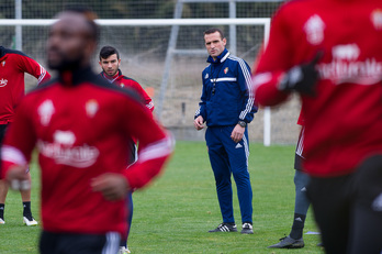 Mateo ha dirigido su primer entrenamiento. (ARGAZKI PRESS)