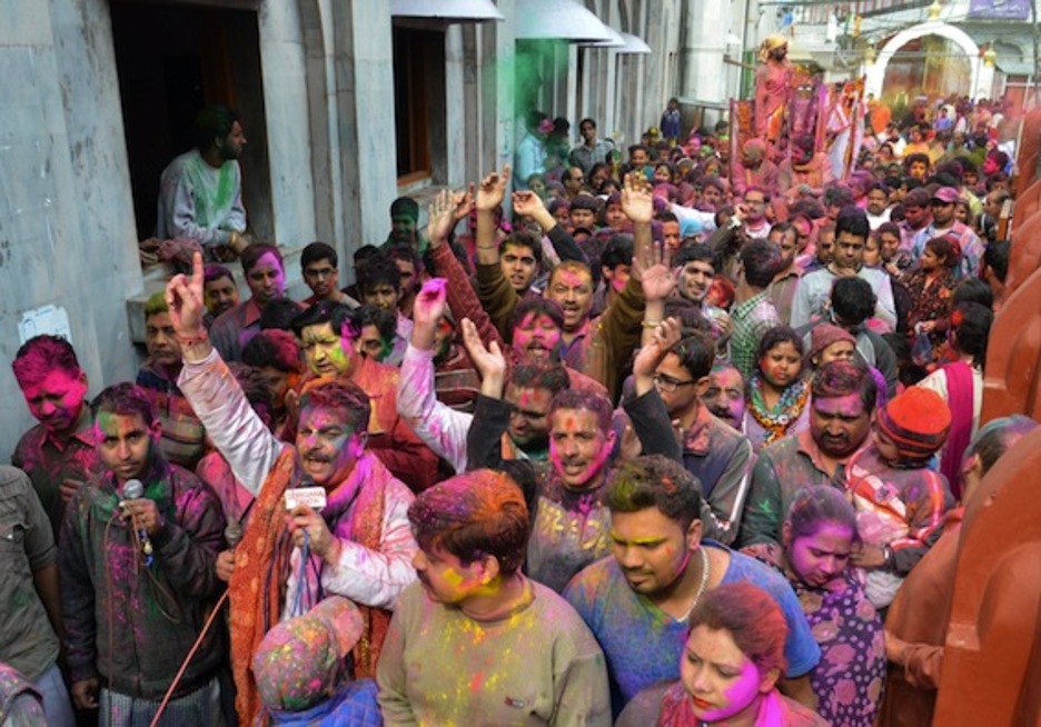 Las calles, a rebosar. (Narinder NANU/AFP PHOTO)