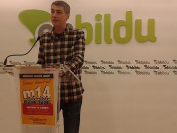 Oskar Matute, en la comparecencia de esta mañana en Bilbo. (EH Bildu Bizkaia)