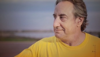El actor Juanjo Puigcorbé, en una imagen del anuncio que grabó para la Diada de 2013.