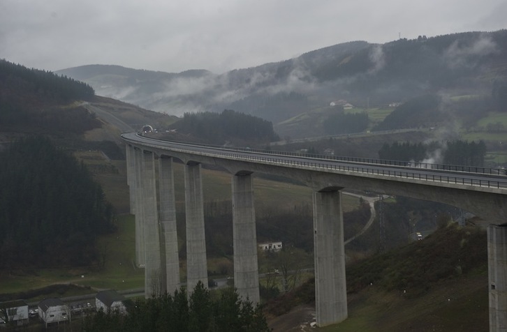 Obras del TAV en Bergara. (Andoni CANELLADA / ARGAZKI PRESS)