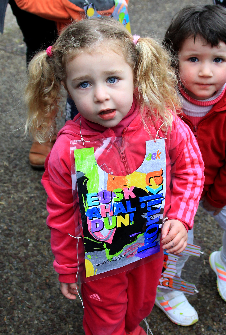 Les tout-petits participent aussi à la Korrika - © Bob Edme