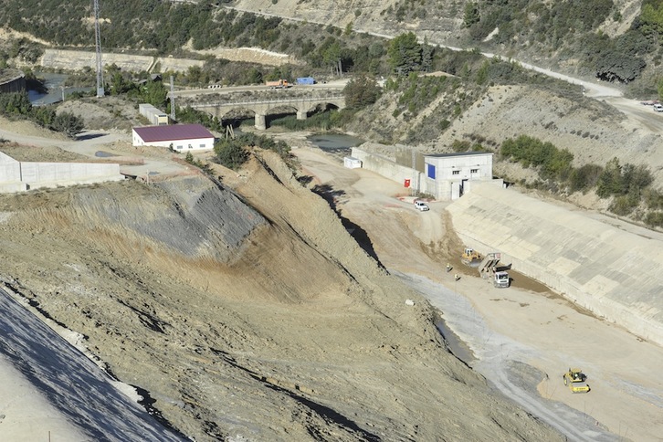 Obras del recrecimiento del pantano de Yesa. (Idoia ZABALETA / ARGAZKI PRESS)