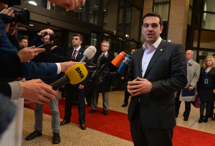 Alexis Tsipras se dirige a los medios durante la cumbre. (John THYS/AFP)