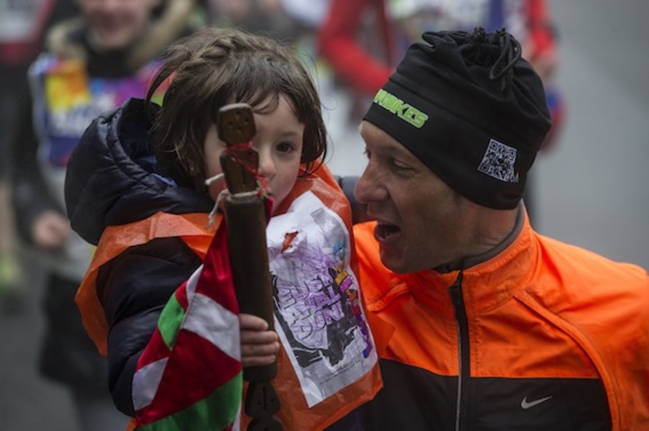 Baztango suhiltzaileen kilometroa. (Jagoba MANTEROLA/ARGAZKI PRESS) Baztango suhiltzaileen kilometroa. (Jagoba MANTEROLA/ARGAZKI PRESS)