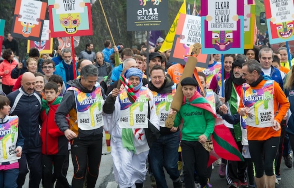Irunen, aniztasunaren aldeko aldarriak bat egin du Korrikarekin. (Jagoba MANTEROLA/ARGAZKI PRESS) Irunen, aniztasunaren aldeko aldarriak bat egin du Korrikarekin. (Jagoba MANTEROLA/ARGAZKI PRESS)