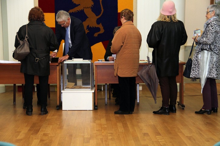 Oficina electoral de Kanbo. (Aurore LUCAS)