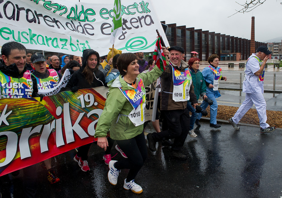 50. urteurrenean, Durangoko Azoka omendu dute Korrikak eta korrikalariek. (Luis JAUREGIALTZO / ARGAZKI PRESS)