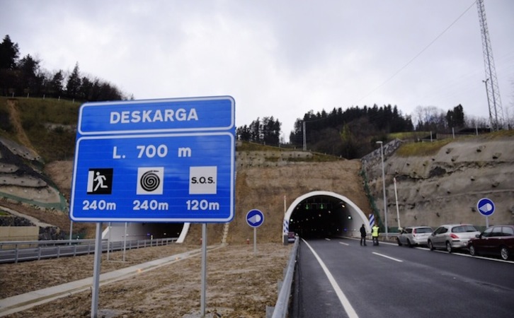 El túnel de Deskarga, cuando aún se hallaba sin inaugurar. (Gorka RUBIO/FOKU)