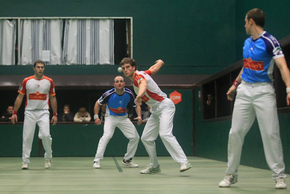 Inchauspé et Saldubéhère ont perdu leur 1ère partie dans ce championnat - © Bob Edme