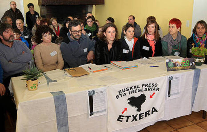 Oier Oaren senideek Larresoron egin dute agerraldia. (Bob EDME)