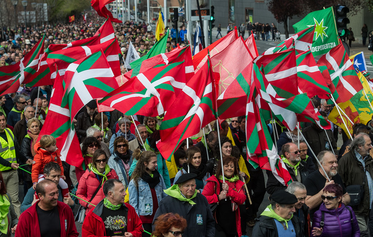 Miles de personas se han reunido en Iruñea. (Jagoba MANTEROLA / ARGAZKI PRESS)