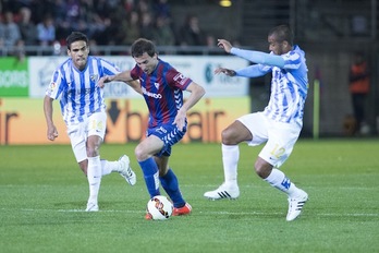 Un momento del encuentro disputado en Ipurua. (Gorka RUBIO/ARGAZKI PRESS)