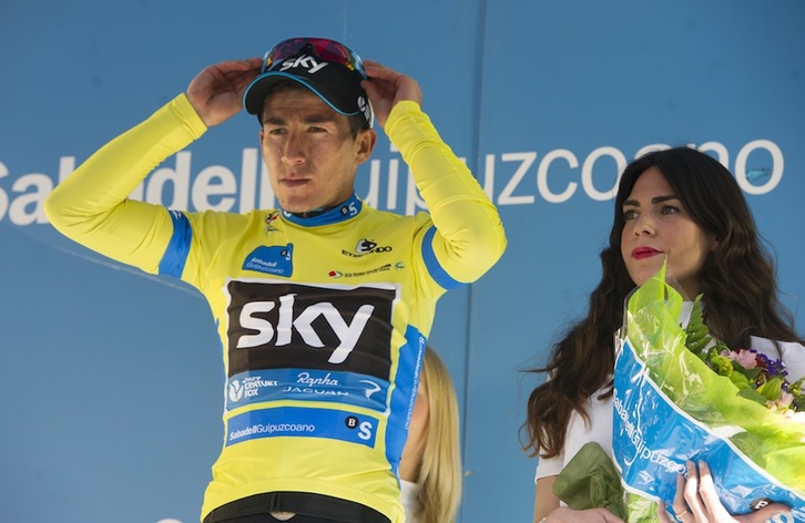 Sergio Henao da liderra atzoko etaparen ostean. (Raul BOGAJO / ARGAZKI PRESS)